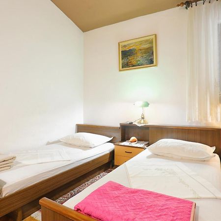 Apartments By The Sea Stanici, Omis - 1028 Tice Kamer foto