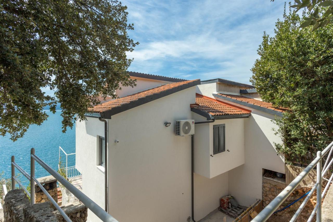 Apartments By The Sea Stanici, Omis - 1028 Tice Buitenkant foto